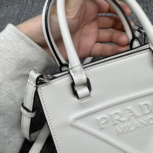 Prada Leather Satchel Bag 850-031025 - Picture 5 of 16